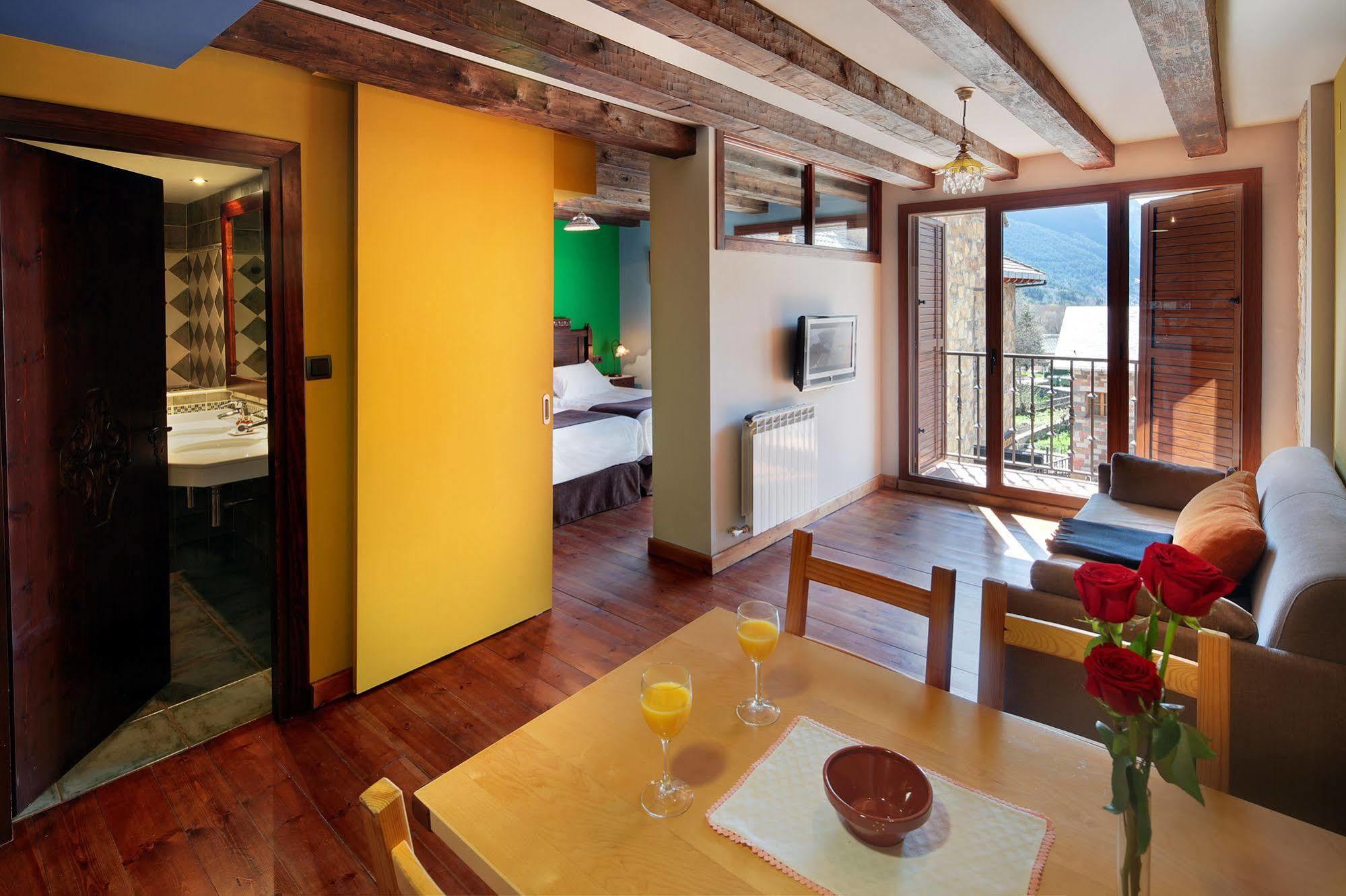 Villa De Plan Apartments&Suites Exterior photo